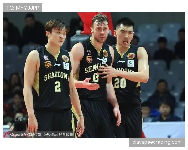 特写:时隔五年,德章泰·穆雷率队重返季后赛后的泪水 特写:时隔五年,德章泰·穆雷率队重返季后赛后的泪水